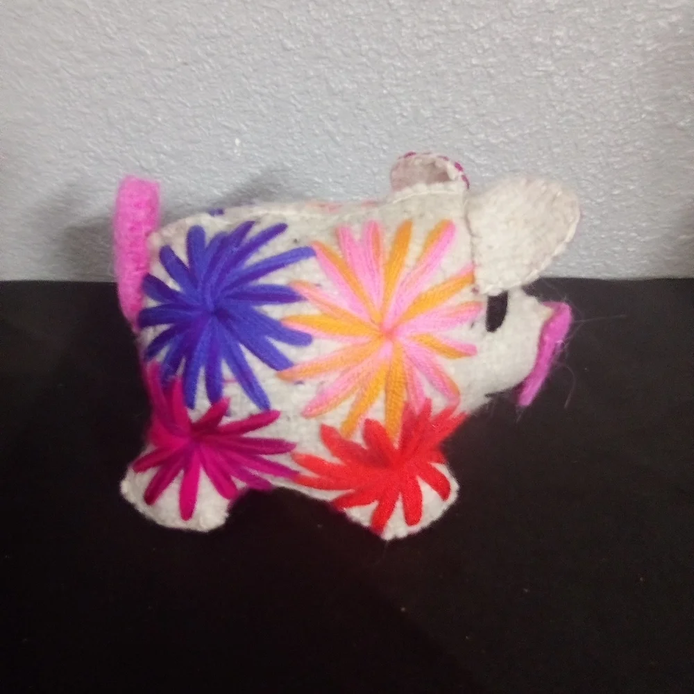 Colorful Wool Floral Plush Toy ( Home )